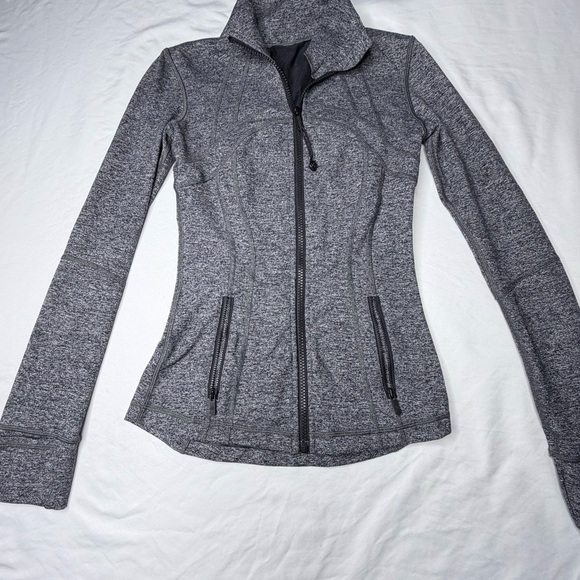 Lululemon Define Jacket•Heathered Black🖤🩶 - Picture 5 of 15